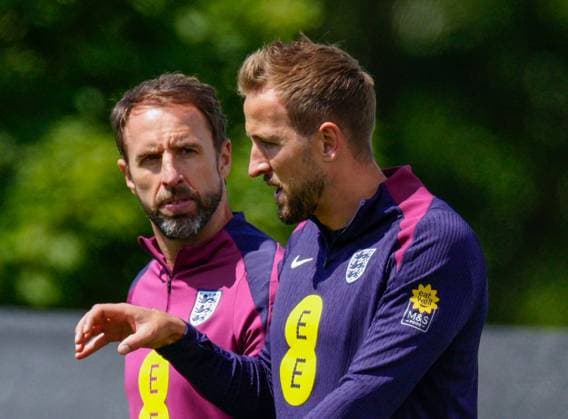Gareth Southgate manager of England with captain Harry Kane England Training Session and press conference, PK, Pressekonferenz UEFA European Championship, EM, Europameisterschaft 2024, Group C, Football, Spa & Golf Resort Weimarer Land, Blankenhain, Germany, 22 Jun 2024 EDITORIAL USE ONLY No use with unauthorised audio, video, data, fixture lists, club league logos or live services. Online in-match use limited to 120 images, no video emulation. No use in betting, games or single club league player publications.  Copyright: xDavexShopland Shutterstockx 14548012bn