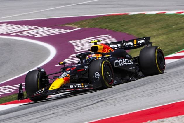 11 PEREZ Sergio (mex), Red Bull Racing RB20, action during the Formula 1 Aramco Gran Premio de Espana 2024, 10th round of the 2024 Formula One World Championship, WM, Weltmeisterschaft from June 21 to 23, 2024 on the Circuit de Barcelona-Catalunya, in Montmeló, Spain - F1 - SPANISH GRAND PRIX 2024 DPPI Panoramic  240622_R10_SPAGNA_DP_EA019405