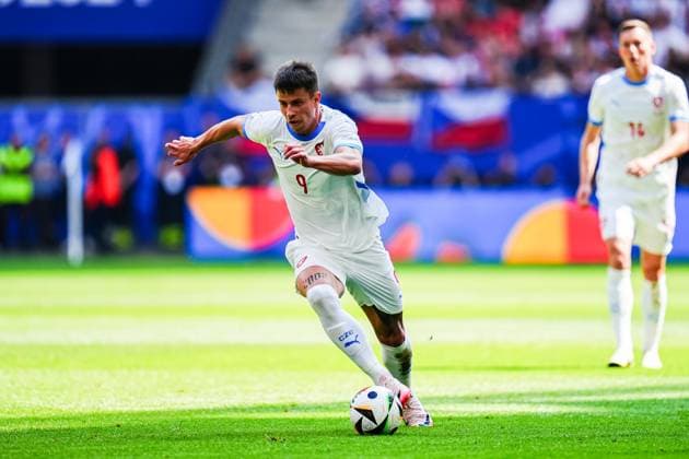 Adam Hlozek (Tschechien, 09) GER, Georgien vs. Tschechien, Fussball Europameisterschaft, UEFA EURO, EM, Europameisterschaft,Fussball 2024, Spieltag 2, 22.06.2024 GER, Georgien vs. Tschechien, Fussball Europameisterschaft, UEFA Euro 2024, Spieltag 2, 22.06.2024 Hamburg Copyright: xEibner-Pressefoto MarcelxvonxFehrnx EP_MFN