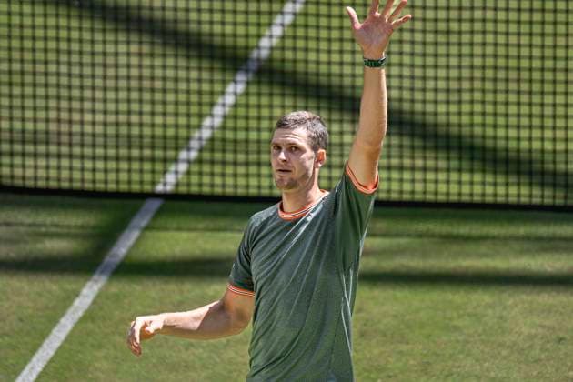 Hubert Hurkacz POL Schlussjubel Schlußjubel Emotion Freude 22.06.2024 Tennis Terra Wortmann Open, ATP, Tennis Herren World Tour 500, , OWL ARENA, Halle (Westfalen), NRW Germany