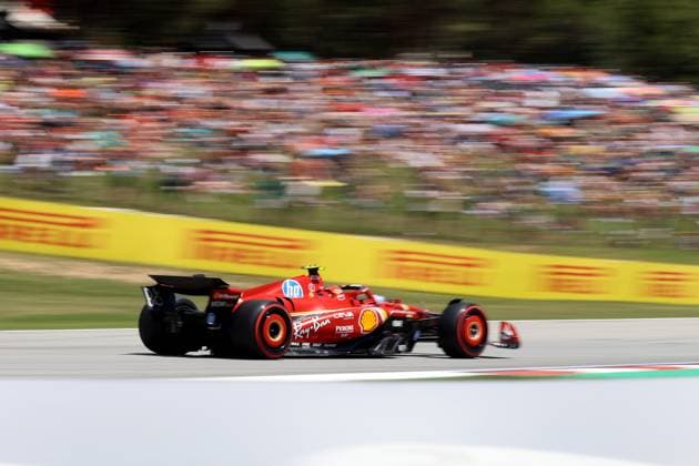 22.06.2024, xrarjax, Motorsport FIA Formel 1, Großer Preis von Spanien emspor, v.l. 3. freies Training FP3 Carlos Sainz (Ferrari) Startnummer 55 Barcelona