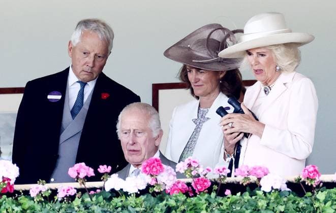 Sport Themen der Woche KW25 Sport Bilder des Tages The King and Queen watch on during thr Hardwicke Stakes. Royal Ascot, Day 5, Horse Racing, Ascot Racecourse, Ascot, UK - 22 June 2024  Copyright: xJamesxMarsh Shutterstockx 14543375au