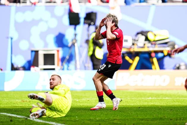 Enttaeuschung Saba Lobjanidze (Georgien, 23) nach vergebenen Torschuss Torchance GER, Georgien vs. Tschechien, Fussball Europameisterschaft, UEFA EURO, EM, Europameisterschaft,Fussball 2024, Spieltag 2, 22.06.2024 GER, Georgien vs. Tschechien, Fussball Europameisterschaft, UEFA Euro 2024, Spieltag 2, 22.06.2024 Hamburg Copyright: xEibner-Pressefoto MarcelxvonxFehrnx EP_MFN