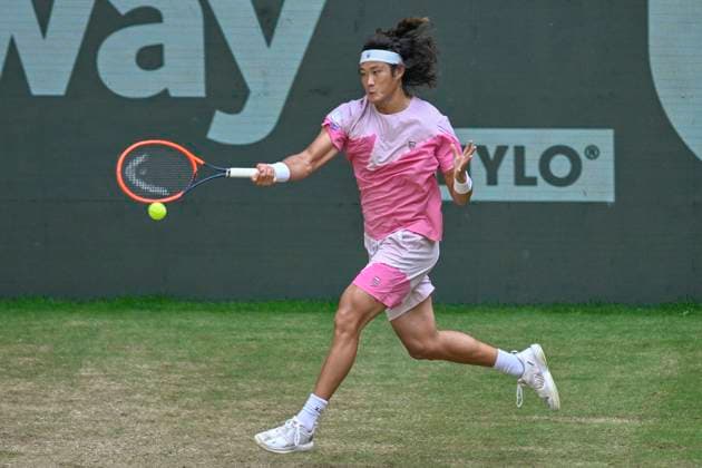 Zhizhen Zhang CHN 22.06.2024 Tennis Terra Wortmann Open, ATP, Tennis Herren World Tour 500, , OWL ARENA, Halle (Westfalen), NRW Germany