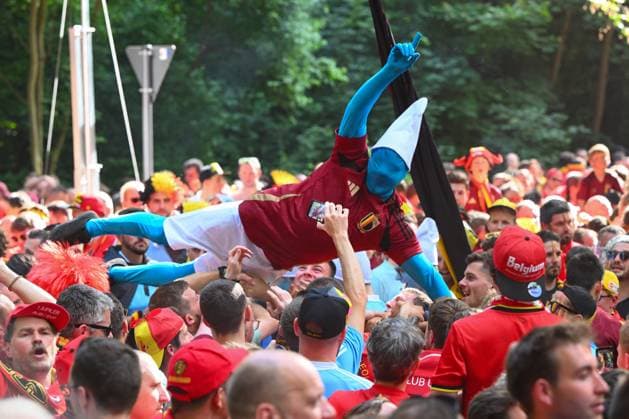 Belgium v Romania Group E - UEFA EURO, EM, Europameisterschaft,Fussball 2024 COLOGNE, GERMANY - JUNE 22 : Belgian supporters and fans ahead of the UEFA EURO 2024 European Football Championship tournament group E stage match between Belgium and Romania at Cologne Stadium on June 22, 2024 in Cologne, Germany, 22 06 2024 Cologne Germany  Copyright: xVincentxKalutx
