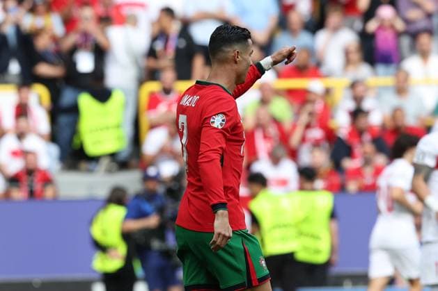 BVB Stadion Dortmund, Dortmund Saturday, June 22, 2024 UEFA EURO, EM, Europameisterschaft,Fussball 2024 Germany, Group F stage Matchday 2 Türkiye - Portugal, Cristiano Ronaldo (Portugal) Daumen hoch Copyright: JoaquimxFerreira