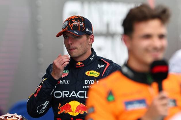 Second Place Max Verstappen of the Netherlands and Oracle Red Bull Racing looks towards First Place Lando Norris of Great Britain and McLaren jubelt nach dem Treffer zum, Qualifying, F1 Grand Prix of Spain, Circuit de Barcelona-Catalunya am 22. June 2024 in Barcelona, Spain. (Foto von Diogo Cardoso DeFodi Images) Second Place Max Verstappen of the Netherlands and Oracle Red Bull Racing looks towards First Place Lando Norris of Great Britain and McLaren in parc ferme, Qualifying, F1 Grand Prix of Spain, Circuit de Barcelona-Catalunya on June 22, 2024 in Barcelona, Spain. (Photo by Diogo Cardoso DeFodi Images) Defodi-645_f1spa20240622_2966