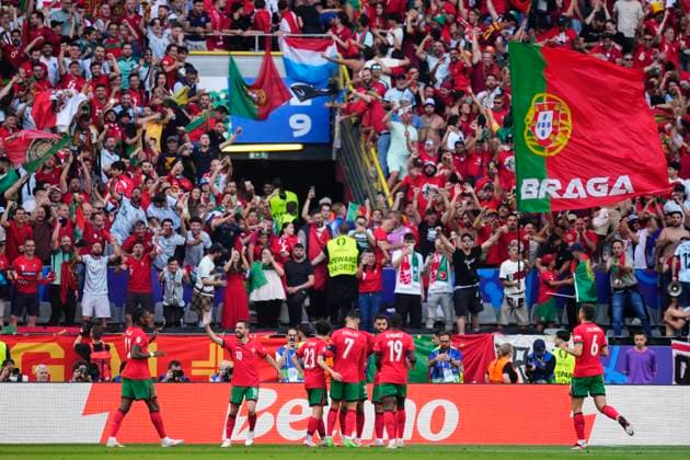 Turkiye v Portugal: Group F - UEFA EURO, EM, Europameisterschaft,Fussball 2024 Portugal players celebrate his second goal during the UEFA EURO 2024 group stage match between Turkiye and Portugal at Football Stadium Dortmund on June 22, 2024 in Dortmund, Germany. Dortmund Germany  Copyright: xJosexBretonx originalFilename:breton-turkiyev240622_npm8U.jpg