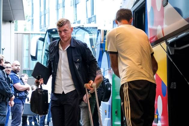 Toni Kroos (Deutschland , 08), GER, EURO 2024, Ankunft der Deutschen Mannschaft in Frankfurt am Main, Fussball Europameisterschaft, 22.06.2024 GER, EURO 2024, Ankunft der Deutschen Mannschaft in Frankfurt am Main, Fussball Europameisterschaft, 22.06.2024 Frankfurt am Main Copyright: xEibner-Pressefoto FlorianxWieganx EP_FWD