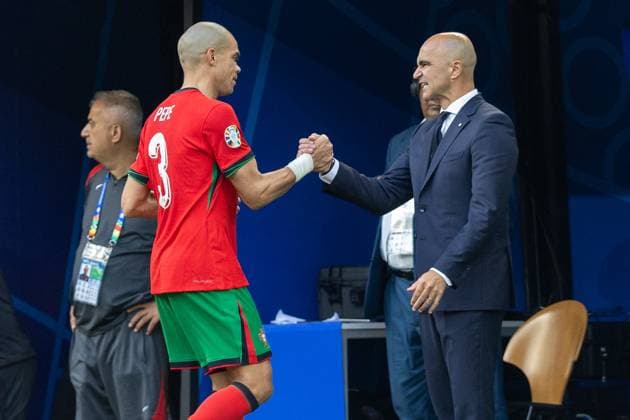 Turkiye v Portugal - UEFA EURO, EM, Europameisterschaft,Fussball 2024 Pepe, Trener Roberto Martinez during the UEFA Euro 2024 Group F match between Turkiye v Portugal, at the BVB Stadion Dortmund in Dortmund, Germany, on June 22, 2024. Dortmund Germany  Copyright: xAndrzejxIwanczukx originalFilename:iwanczuk-turkiyev240622_npaB6.jpg