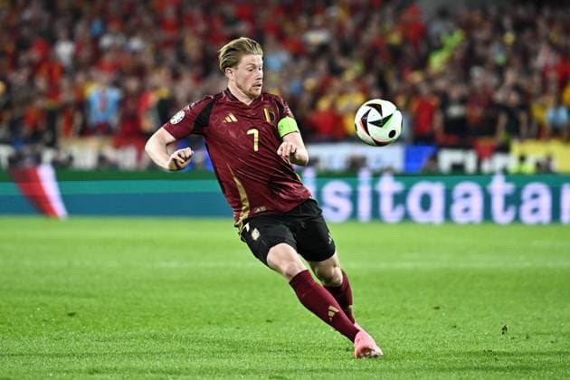 240622 EURO2024 BELGIUM VS ROMANIA Kevin De Bruyne (7) of Belgium pictured in action with the ball during a soccer game between the national teams of Belgium, called the Red Devils and Romania on the second matchday in Group E in the group stage of the UEFA EURO, EM, Europameisterschaft,Fussball 2024 tournament , on Saturday 22 June 2024 in Cologne , Germany . PHOTO Isosport Maarten Straetemans Cologne GERMANY  Copyright: xx 467059