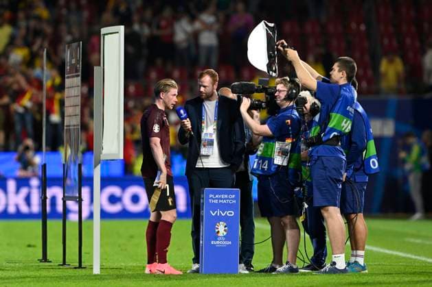 Belgium v Romania Group E - UEFA EURO, EM, Europameisterschaft,Fussball 2024 COLOGNE, GERMANY - JUNE 22 : De Bruyne Kevin forward of Belgium giving an interview after the UEFA EURO 2024 European Football Championship tournament group E stage match between Belgium and Romania at Cologne Stadium on June 22, 2024 in Cologne, Germany, 22 06 2024 Cologne Germany  Copyright: xDhax