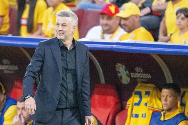 GER, EURO 2024, Group E, Belgien (BEL) vs Rumänien (ROU) 22.06.2024, Cologne Stadium, Koeln, GER, EURO 2024, Group E, Belgien (BEL) vs Rumänien (ROU) Im Bild: Edward Iordanescu (Rumänien ROU, Head Koch); freundlich Einzelaktion, Halbkörper Halbkoerper; Freisteller, Einzelbild, Aktion, Action, Spielszene;