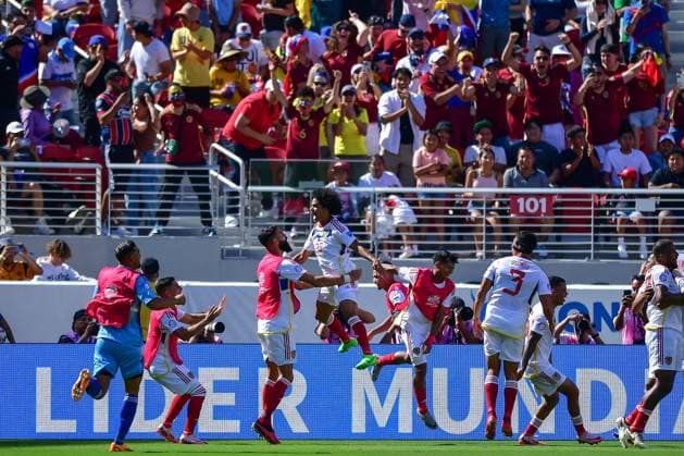 RECORD DATE NOT STATED Copa America USA 2024 Ecuador vs Venezuela Eduard Bello celebrates his goal 1-2 of Venezuela during the game between Ecuador and Venezuela as part of the CONMEBOL Copa America USA 2024 group B, at Levis Stadium, on June 22, 2024 in Santa Clara, California, United States. SANTA CLARA CALIFORNIA UNITED STATES  Copyright: xIsaacxOrtizx 20240622184110_CA_GB_2024_ECU_VEN_BELLO87