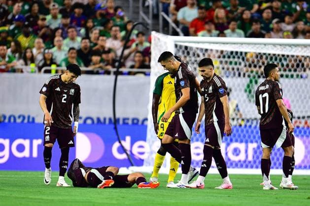 RECORD DATE NOT STATED Copa America USA 2024 Mexico vs Jamaica Jaime Lozano head coach of Mexico during the game between Mexican national team, Nationalteam (Mexico) and Jamaica as part of the CONMEBOL Copa America USA 2024 group B, at NRG Stadium, on June 22, 2024 in Houston, Texas, United States. HOUSTON TEXAS UNITED STATES  Copyright: xAdrianxMaciasx 20240622204606_CA_GB_2024_MEX_JAM_ALVAREZ119