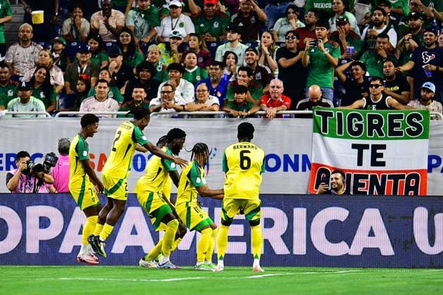 RECORD DATE NOT STATED Copa America USA 2024 Mexico vs Jamaica Michail Antonio celebrates his goal for Jamaica 0-1 after it is ruled out for offside during the game between Mexican national team, Nationalteam (Mexico) and Jamaica as part of the CONMEBOL Copa America USA 2024 group B, at NRG Stadium, on June 22, 2024 in Houston, Texas, United States. HOUSTON TEXAS UNITED STATES  Copyright: xAdrianxMaciasx 20240622212839_CA_GB_2024_MEX_JAM_ANTONIO168