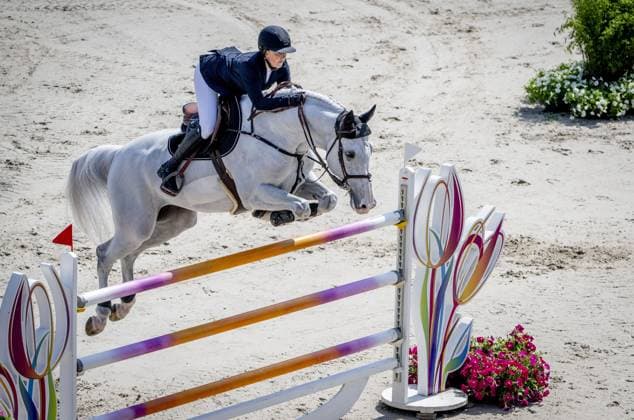 Sport Themen der Woche KW25 Sport Bilder des Tages ROTTERDAM - Kim Emmen in action during the grand prize at Imagine during CHIO Rotterdam. The equestrian event takes place for the 75th time in the Kralingse Bos in Rotterdam. ANP ROBIN UTRECHT xVIxANPxSportx xxANPxIVx 501855128 originalFilename: 501855128.jpg