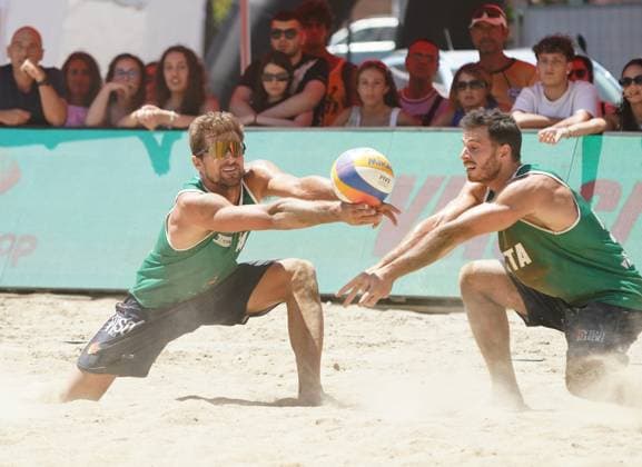 VolleyBall World Beach Pro Tour 2024 in Messina Carlo Bonifazi of the Italian national team, Nationalteam is playing the final stages of the Volleyball World Beach Pro Tour 2024 match for the 3rd place final in Messina, Italy, on June 23, 2024 Messina Italy  Copyright: xGabrielexMaricchiolox originalFilename:maricchiolo-volleyba240623_npXCx.jpg