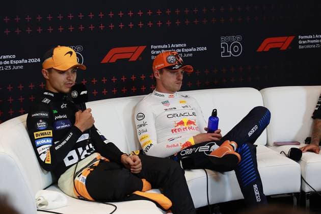 23.06.2024, Circuit de Catalunya, Barcelona, Formel 1 Aramco Grand Prix von Spanien 2024 , im Bild Pressekonferenz mit Max Verstappen (NLD), Oracle Red Bull Racing, Lando Norris (GBR), McLaren F1 Team und Lewis Hamilton (GBR), Mercedes-AMG Petronas Formula One Team Defodi-506_20240623_hbr_6353