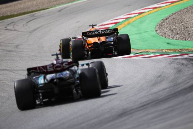 81 PIASTRI Oscar (aus), McLaren F1 Team MCL38, action during the Formula 1 Aramco Gran Premio de Espana 2024, 10th round of the 2024 Formula One World Championship, WM, Weltmeisterschaft from June 21 to 23, 2024 on the Circuit de Barcelona-Catalunya, in Montmeló, Spain - F1 - SPANISH GRAND PRIX 2024 DPPI Panoramic  240623_R10_SPAGNA_DP_EA015091