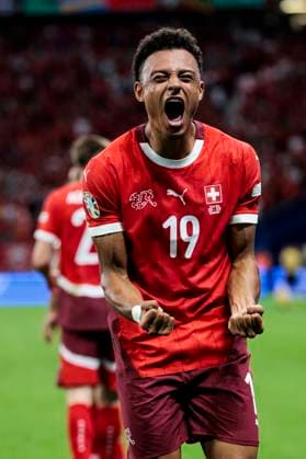 UEFA EURO, EM, Europameisterschaft,Fussball 2024: Schweiz - Deutschland; 23.06.2024 Dan Ndoye (Schweiz, 19) jubelt nach seinem Tor. UEFA EURO 2024: Schweiz - Deutschland; Frankfurt Arena, Frankfurt am 23.06.2024 Copyright: xBEAUTIFULxSPORTS Wunderlx