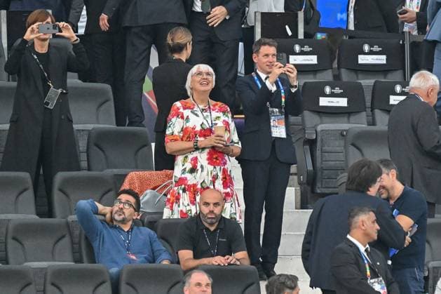 23.06.2024, xscotx, Fussball EM 2024, Schweiz - Deutschland, emspor, v.l. Claudia Roth Frankfurt am Main