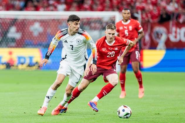 UEFA EURO, EM, Europameisterschaft,Fussball 2024: Schweiz - Deutschland; 23.06.2024 Kai Havertz (Deutschland, 7), Michel Aebischer (Schweiz, 20). UEFA EURO 2024: Schweiz - Deutschland; Frankfurt Arena, Frankfurt am 23.06.2024 Copyright: xBEAUTIFULxSPORTS Wunderlx