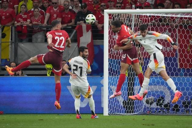 Ricardo Rodriguez (Schweiz, Switzerland, Suisse, 13) klärt gegen Kai Havertz (Deutschland Germany, 07) - Frankfurt 23.06.2024: Deutschland vs. Schweiz, EURO2024 M25, Gruppe A, EM-Arena Frankfurt