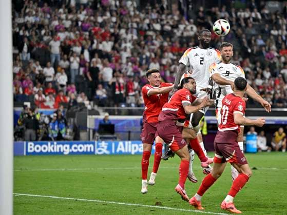 23.06.2024, Fussball UEFA EURO, EM, Europameisterschaft,Fussball 2024, Vorrunde, 3.Spieltag, Deutschland - Schweiz, in der Frankfurt-Arena in Frankfurt am Main, Niclas Füllkrug (Deutschland) trifft zum 1:1