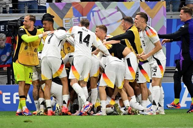 23.06.2024, xjrdrx, Fussball EM 2024, Schweiz - Deutschland emspor, v.l. Torjubel nach dem Tor zum celebrating the goal celebrate 1:1 durch Niclas Füllkrug (Deutsche Fussball Nationalmannschaft DFB) (DFL DFB REGULATIONS PROHIBIT ANY USE OF PHOTOGRAPHS as IMAGE SEQUENCES and or QUASI-VIDEO) Frankfurt