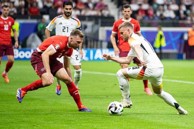 Maximilian Mittelstaedt (Deutschland 18) vs Silvan Widmer (Schweiz 03) GER, Switzerland (SUI) vs. Germany (DEU), Fussball Europameisterschaft, UEFA EURO, EM, Europameisterschaft,Fussball 2024, Gruppe A, 3. Spieltag, 23.06.2024 GER, Switzerland (SUI) vs. Germany (DEU), Fussball Europameisterschaft, UEFA EURO 2024, Gruppe A, 3. Spieltag, 23.06.2024 Frankfurt Copyright: xEibner-Pressefoto RogerxBuerkex EP