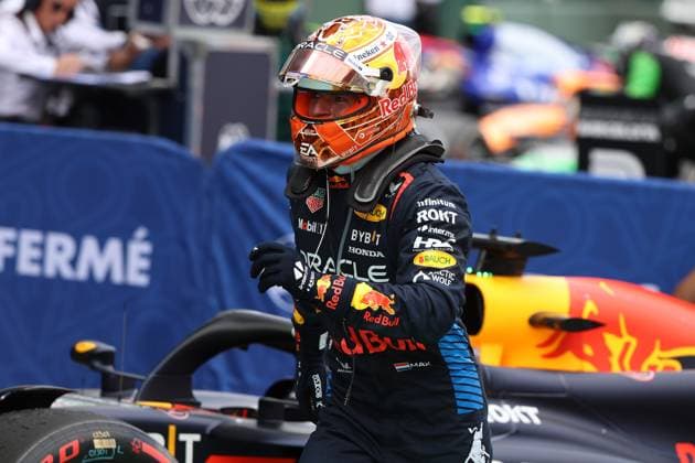 23.06.2024, xrarjax, Motorsport FIA Formel 1, Großer Preis von Spanien emspor, v.l. Rennen Max Verstappen (Oracle Red Bull Racing) Startnummer 1 nach dem Rennsieg Sieg Freude Barcelona