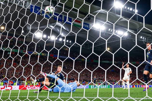 Scotland v Hungary Euro 2024 23 06 2024. Group A Scott McTominay of Scotland shoots towards the goal during the Euro 2024 match between Scotland and Hungary at Hampden Park, Glasgow, United Kingdom on 23 June 2024. Editorial use only , Copyright: xNigelxKeenex PSI-19823-0066