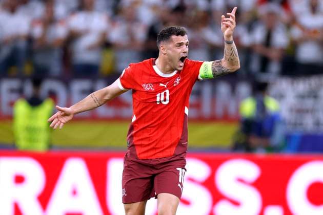 XHAKA Granit Kapitaen Team Schweiz UEFA Fussball EURO 2024 in Deutschland Vorrundenspiel Gruppe A Schweiz - Deutschland 1 : 1 am 23.06.2024 in Frankfurt DFL REGULATIONS PROHIBIT ANY USE OF PHOTOGRAPHS as IMAGE SEQUENCES and or QUASI-VIDEO Copyright: xLacixPerenyix