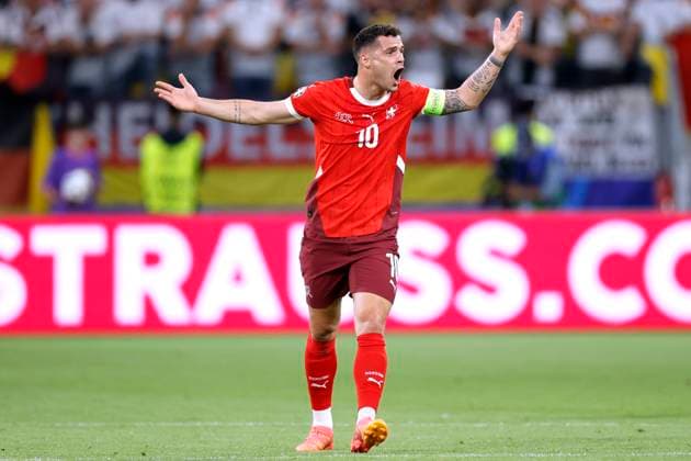 XHAKA Granit Kapitaen Team Schweiz UEFA Fussball EURO 2024 in Deutschland Vorrundenspiel Gruppe A Schweiz - Deutschland 1 : 1 am 23.06.2024 in Frankfurt DFL REGULATIONS PROHIBIT ANY USE OF PHOTOGRAPHS as IMAGE SEQUENCES and or QUASI-VIDEO Copyright: xLacixPerenyix