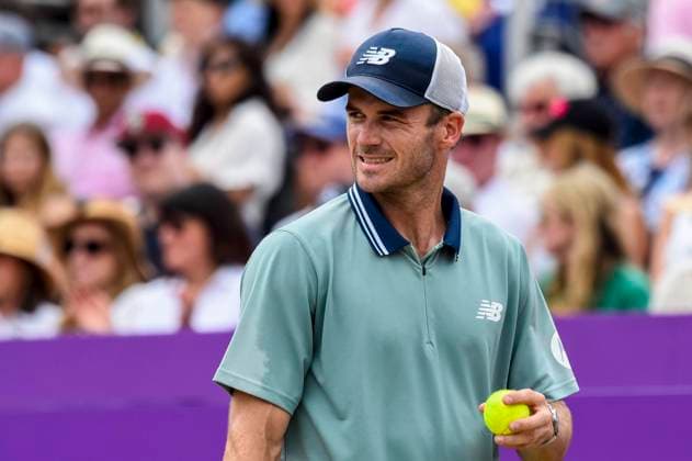 (240624) -- LONDON, June 24, 2024 -- Tommy Paul of the United States reacts during the men s singles final match between Tommy Paul of the United States and Lorenzo Musetti of Italy at the Cinch ATP, Tennis Herren Championships at The Queen s Club in London, Britain, June 23, 2024. (Photo by Xinhua) (SP)BRITAIN-LONDON-TENNIS-QUEEN S CLUB-MEN S SINGLES-FINAL StephenxChung 