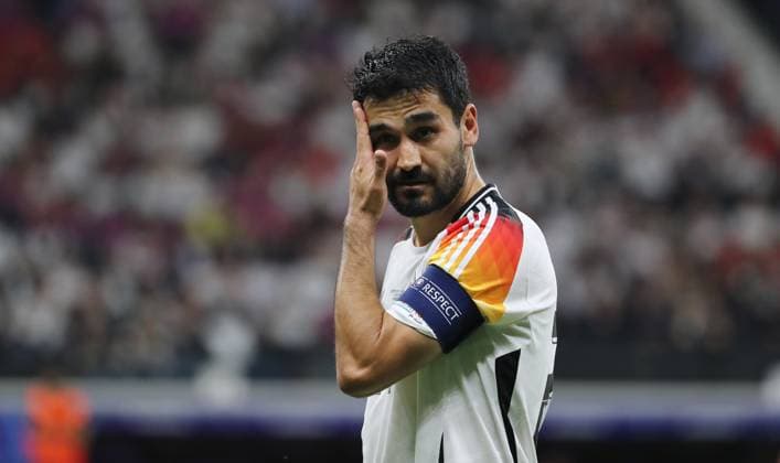 Ilkay Gündogan nachdenklich Aktion Oberkörper Fußball Fussball Europameisterschaft Euro 2024 EM Herren Saison 2023 2024 23.06.2024 Schweiz SUI vs. Deutschland GER in Frankfurt a. M. DFL regulations prohibit any use of photographs as image sequences and or quasi-video.