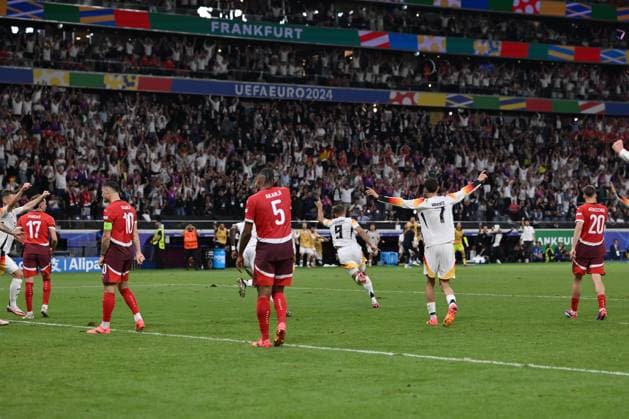 Jubel Niclas Füllkrug (Deutschland) nach dem 1:1, rechts Kai Havertz (Deutschland) 23.06.2024, Fussball Europameisterschaft 2024, Vorrunde, 3. Spieltag Schweiz - Deutschland 1:1 Frankfurt Frankfurt Arena Hessen Deutschland