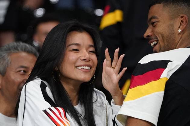 EURO 2024, Fussball, UEFA EURO, EM, Europameisterschaft,Fussball 2024, EM 2024, Gruppenphase, Gruppe A, Schweiz-Deutschland, 23.06.2024, Frankfurtarena , Frankfurt Benjamin Henrichs und Freundin