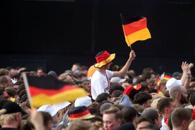 23.06.24 Euro 2024 Festival Stuttgart Deutschland, Stuttgart, 23.06.2024, Fussball, UEFA EURO, EM, Europameisterschaft,Fussball 2024, Stuttgart Schlossplatz Fan Festival Public Viewing: .