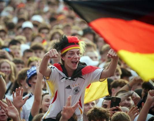 23.06.24 Euro 2024 Festival Stuttgart Deutschland, Stuttgart, 23.06.2024, Fussball, UEFA EURO, EM, Europameisterschaft,Fussball 2024, Stuttgart Schlossplatz Fan Festival Public Viewing: .