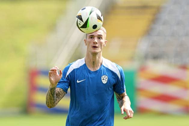 EURO 2024, Nationalteam Slowenien, Training Benjamin Sesko of Slovenia during the training session Slovenia Training, UEFA European Championship, EM, Europameisterschaft 2024, Group C, Football, Stadion am Zoo, Wuppertal, Germany, 24 Jun 2024 EDITORIAL USE ONLY No use with unauthorised audio, video, data, fixture lists, club league logos or live services. Online in-match use limited to 120 images, no video emulation. No use in betting, games or single club league player publications. Copyright: xPaulxCurrie Shutterstockx 14555190r