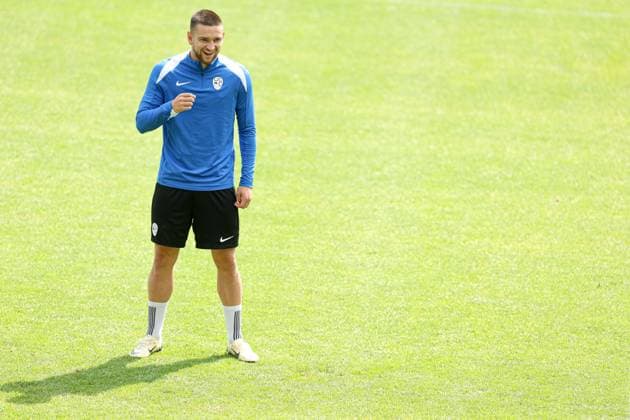 EURO 2024, Nationalteam Slowenien, Training Timi Elsnik of Slovenia during the training session Slovenia Training, UEFA European Championship, EM, Europameisterschaft 2024, Group C, Football, Stadion am Zoo, Wuppertal, Germany, 24 Jun 2024 EDITORIAL USE ONLY No use with unauthorised audio, video, data, fixture lists, club league logos or live services. Online in-match use limited to 120 images, no video emulation. No use in betting, games or single club league player publications. Copyright: xPaulxCurrie Shutterstockx 14555190j