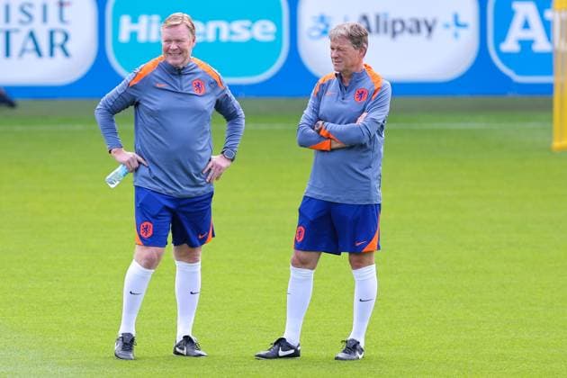 2024-06-24 Training Session Netherlands WOLFSBURG, GERMANY - JUNE 24: Coach Ronald Koeman of the Netherlands and assistant coach Erwin Koeman of the Netherlands during a training session prior to the Group D - UEFA EURO, EM, Europameisterschaft,Fussball 2024 match between Netherlands and Austria at AOK Stadium on June 24, 2024 in Wolfsburg, Germany. (Photo by Peter Lous BSR Agency) Wolfsburg Germany Content not available for redistribution in The Netherlands directly or indirectly through any third parties. Copyright: xBSRxAgencyx