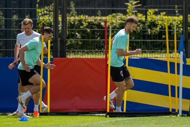 EURO 2024, Nationalteam Österreich, Training SOCCER - UEFA EURO, EM, Europameisterschaft,Fussball 2024 BERLIN,GERMANY,24.JUN.24 - UEFA EURO 2024, group stage, Austria vs Netherlands, preview, training Team AUT. Image shows Marcel Sabitzer and Stefan Posch (AUT). GEPAxpictures xJohannesxFriedl