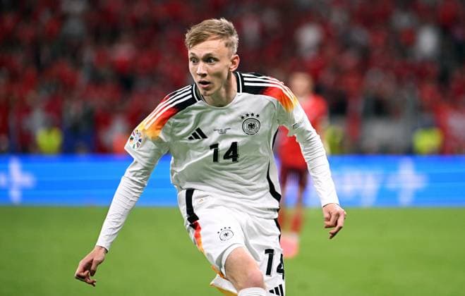Fussball, Europameisterschaft, EURO 2024, Gruppe A, Frankfurt Arena: Schweiz - Deutschland 1:1; Maximilian Beier (GER). Aktion, Einzelbild.