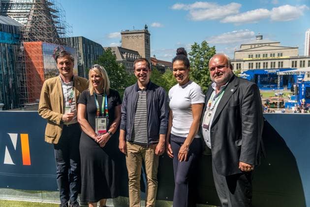zwei Spieltage in Leipzig sind erfolgreich absolviert zwei weitere folgen. Vor der Begegnung Kroatien gegen Italien im Stadion Leipzig ziehen Vertreter der UEFA EURO, EM, Europameisterschaft,Fussball 2024 und der Host City Leipzig eine Zwischenbilanz. Mediengespräch mit: Philipp Lahm, Turnierdirektor UEFA EURO 2024 Celia Å aÅ¡iÄ‡, EM-Botschafterin Heiko Rosenthal, Bürgermeister und Beigeordneter für Umwelt, Klima, Ordnung und der Stadt Leipzig Vertreter Vertreterin der Oberserver Tour Prof. Dr. Jörg Junhold, Botschafter der Host City Leipzig PK Zwischenbilanz