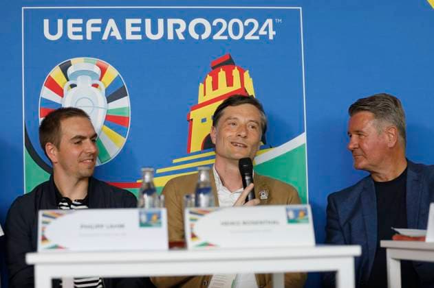 Philipp Lahm, Heiko Rosenthal und Michael Drevenstedt beim Mediengespräch zur Zwischenbilanz zu den Spielen der UEFA EURO, EM, Europameisterschaft,Fussball 2024 in Liepzig im Media Centre. Leipzig, 24.06.2024