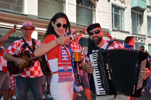 Leipzig: Croatian fans in the city centre during UEFA EURO, EM, Europameisterschaft,Fussball 2024 - Croatia vs Italy, UEFA European Football Championship in Leipzig, Germany, June 24 2024 UEFA European Football Championship - UEFA Euro 2024 - Croatia vs Italy  - ZUMAp169 20240624_zsa_p169_057 Copyright: xIPAx
