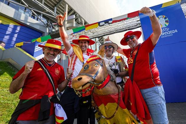 Albania v Spain Euro 2024 24 06 2024. Group B Spain fans during the Euro 2024 match between Albania and Spain at Dusseldorf Arena, Dusseldorf, Germany on 24 June 2024. Editorial use only , Copyright: xNigelxKeenex PSI-19824-0002